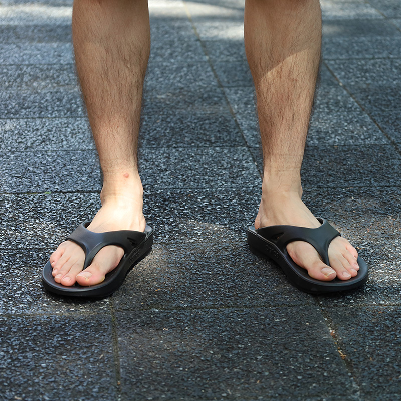 OOFOS（ウーフォス）リカバリーシューズ